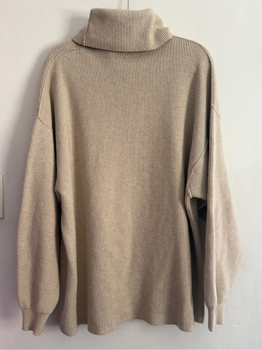 Free People Oversized Ribbed Turtleneck Sweater Oatmeal Beige Size L - Picture 6 of 12